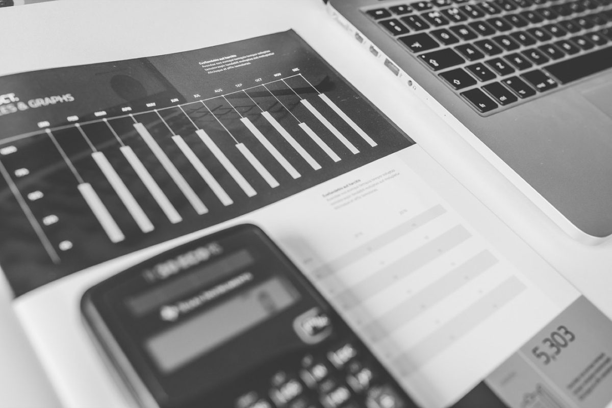 Comment choisir entre PEA et compte‑titres